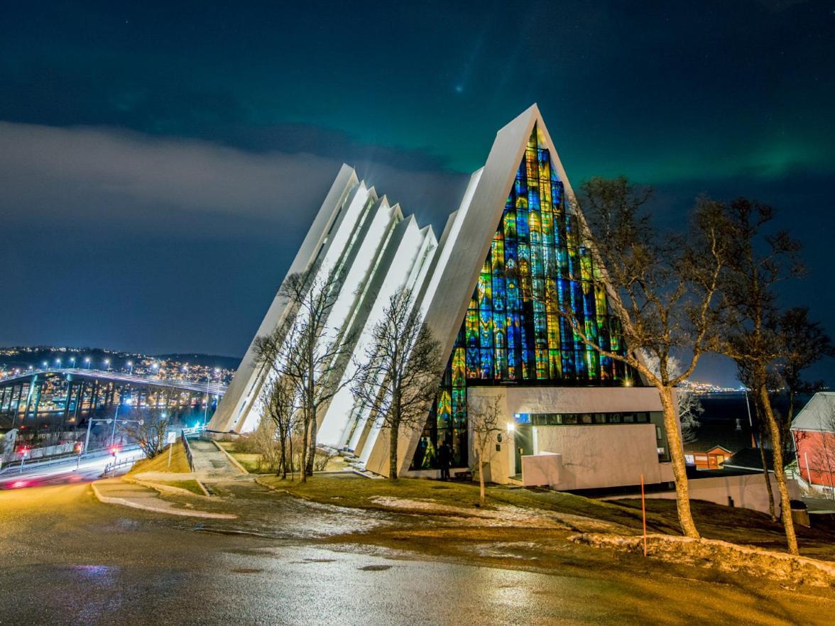 Panorama View - Free Parking - Perfect For Couples Tromsø Exterior foto